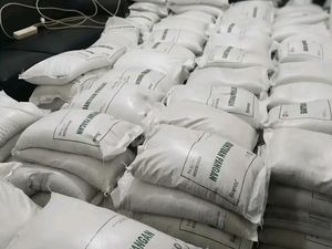 Polisi Temukan 1,98 Ton Beras Bantuan di Rumah Pengepul Cirebon