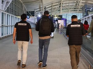 Turis Australia yang Viral Mesum di Rumah Warga Tibubeneng Diusir dari Bali