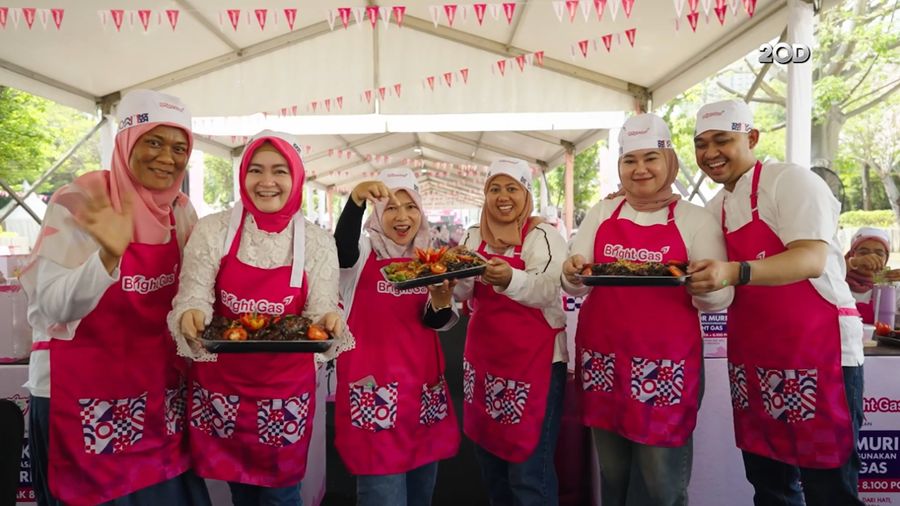 Pertamina Patra Niaga Pecahkan Rekor MURI Lewat 8.100 Porsi Ayam Kecap Nusantara