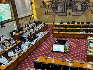 Waka Komisi IX DPR: Apa yang Bisa Dilakukan BPOM Tekan Keracunan MBG?