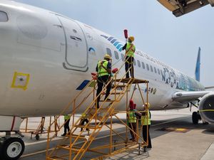 Garuda Cek Pesawat Sebelum Terbang Lagi Imbas Abu Vulkanik