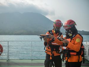 Erick Thohir Doakan 5 Jurnalis Hilang di Anak Krakatau Segera Ditemukan