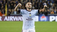 Liga Champions: John McGinn Cetak Gol Pembuka Musim, Gabung Messi-Ronaldo
