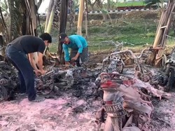 Puluhan Motor Hangus Terbakar di Area Parkir Pabrik di Gajah Demak