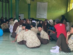 Cerita Murid di Gembong Pati Diare Usai Santap MBG Nasi Bakar dan Ayam Suwir