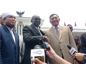 Menhan Sudan Naksir Alutsista Bikinan Pindad
