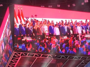 Prabowo-Gibran Hadiri HUT Ke-25 Partai Demokrat, Disambut SBY dan AHY