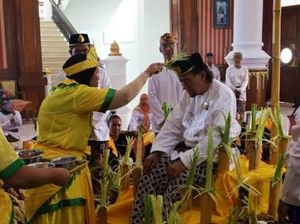 Beluluh, Ritual Penyucian Sultan Kutai Sebelum Erau