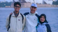 Siti Atikoh Gak Kejar PB, Maraton Bareng Orang Tersayang Sudah Bikin Senang