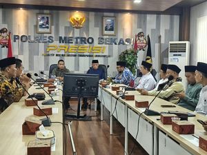 Abah Setu Minta Maaf Buntut Hina Nabi hingga Digeruduk Warga Bekasi