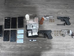 5 Sindikat Pengedar Narkoba di Bekasi Ditangkap, Sabu hingga Pistol Disita
