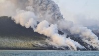 Pemandu di Kapal Jurnalis Sempat Kirim Foto Anak Krakatau Sebelum Hilang Kontak