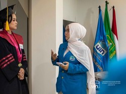 Deretan Doktor Non-Muslim yang Lulus S3 dari UIN Jakarta, Terbaru Ivon Rahmani!