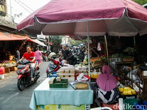 Pedagang Trotoar Kemayoran Akan Direlokasi ke Pasar Nangka Bungur