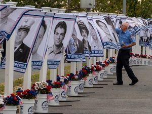 Pemadam Kebakaran New York Kenang Tragedi 9/11