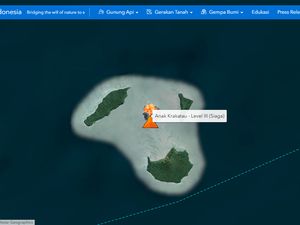 Cara Pantau Status Gunung Anak Krakatau Online via Situs Resmi, Simak!