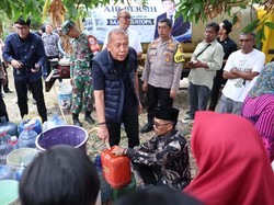 Waka DPR Saan Mustopa Dorong Solusi Permanen Atasi Krisis Air Sukabumi