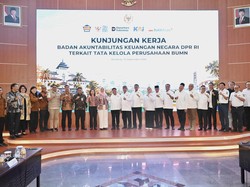 BAKN Minta KAI Siapkan Plan B Jika Pengalihan Utang KCIC Molor
