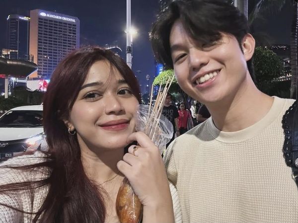 Kompaknya Brisia Jodie dan Jonathan Alden saat Ngopi di China hingga Ngemil Waffle
