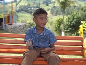 Video Bocah Kehilangan Tangan Demi Selamatkan Adiknya dari Gempa Kolombia