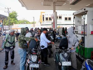 Gubernur Sulsel Soroti Operator SPBU Minim, Pertamina Tambah 50 Tenaga Baru