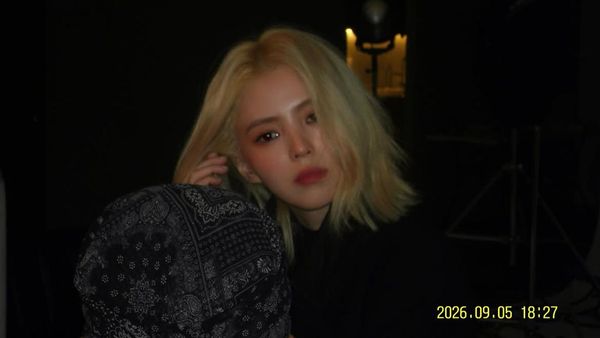 Han So Hee dan Rambut Blonde: Aku Juga Masih Merasa Asing