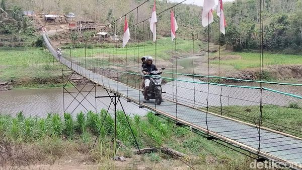 Jembatan Termangu Bikin Warga Tak Perlu Mutar hingga 30 Km