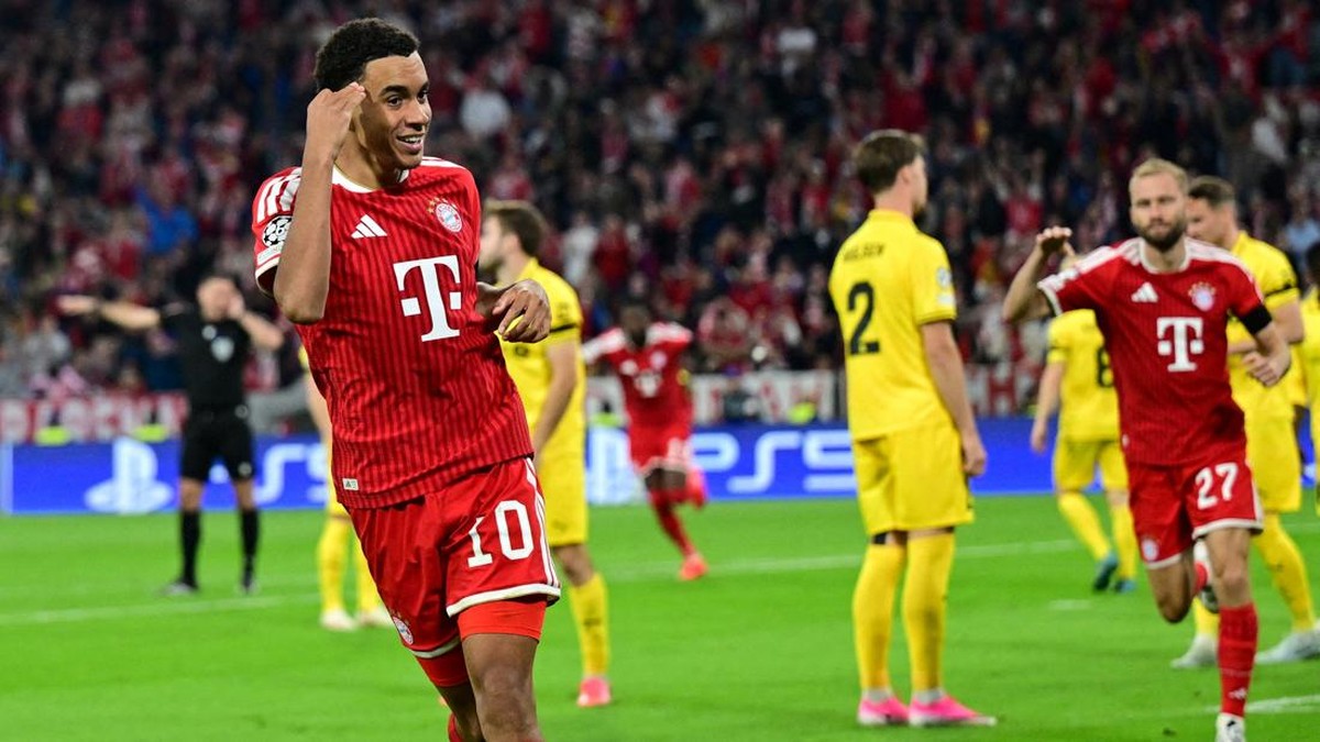 Jamal Musiala mencetak gol saat Bayern Munich menang 5-0 atas Bodo/Glimt di Liga Champions (Foto: REUTERS/Angelika Warmuth)