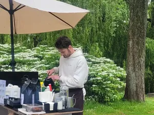 Doyan Kopi Vietnam, Pria Ini Boyong Racikan Kopinya ke Amsterdam!