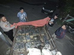 Polisi Gagalkan Penyelundupan 4,1 Ton Balok Timah ke Jakarta