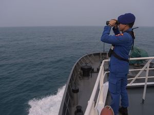 Lokasi Terakhir 5 Jurnalis dan 3 Kru Kapal Sebelum Hilang Kontak