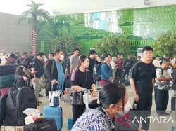 30 Penerbangan di Bandara Supadio Pontianak Dibatalkan karena Asap Karhutla