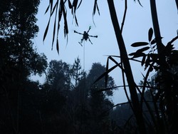 Polda Riau Gunakan X Fire dan Drone Tangani Karhutla Siak, 5 Titik Api Padam