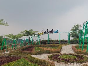 Sensasi Berkuda dan Kereta Menembus Awan di Perbatasan Lembang