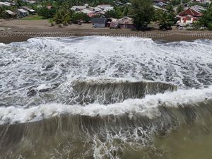 Harvest Moon Muncul, Ini Daerah Berpotensi Banjir Rob