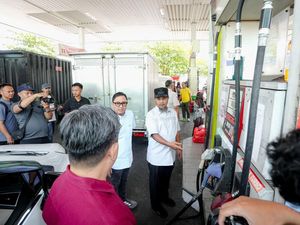 Aturan Gubernur-Wali Kota demi Mengurai Antrean BBM di Makassar