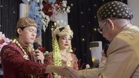 Video: Irma Darmawangsa dan Irfan Sebaztian Resmi Menikah