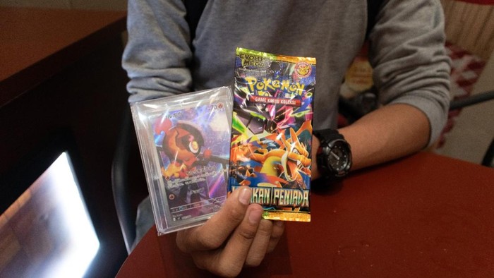 Mengoleksi Pokemon, Menyimpan Kenangan, Mengejar Miliaran