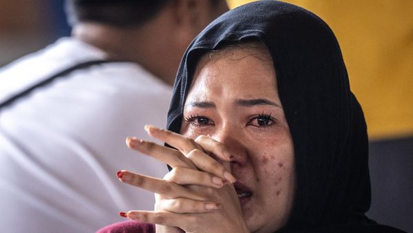 Kecelakaan KM Virgo Transport 8, Warga Datangi Posko Pelabuhan Trisakti