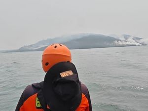 BRIN Tegaskan Erupsi Gunung Anak Krakatau Awal September Tak Timbulkan Tsunami