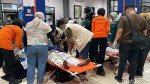 Kedatangan 69 Penumpang Virgo di Banjarmasin, Korban Pakai Pita Merah-Kuning