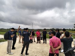 Satpol PP Badung Hentikan Proyek Kaveling Tanah di Jalur Hijau Mengwi