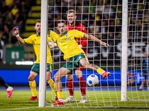 Dean James dkk Imbang Lawan Groningen, Hubner Cs Digilas Ajax 1-5