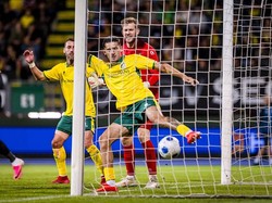 Dean James dkk Imbang Lawan Groningen, Hubner Cs Digilas Ajax 1-5