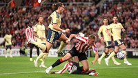 Sunderland Vs Arsenal Imbang di Babak Pertama
