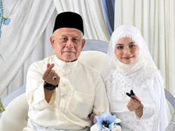 Legenda Sepakbola Nikahi Wanita 52 Tahun Lebih Muda, Foto-fotonya Viral