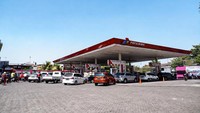 Pakai Ganjil-Genap, Pertamina Sebut Antrean di SPBU Makassar Mulai Landai