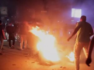 Video: Aleppo Membara! Rakyat Suriah Turun ke Jalan Protes Kenaikan Harga BBM