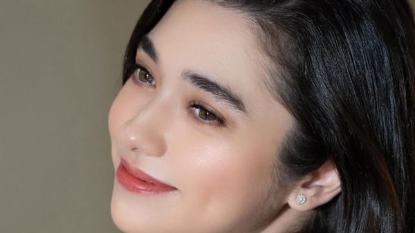 Pesona Amanda Rigby, Calon Istri Andre Taulany