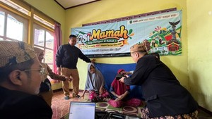 Dispendukcapil Pasuruan Jemput Bola Bantu Perekaman e-KTP ODGJ & Lansia
